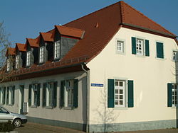 2007-Dirmstein-AltKathSchulhaus-002.jpg