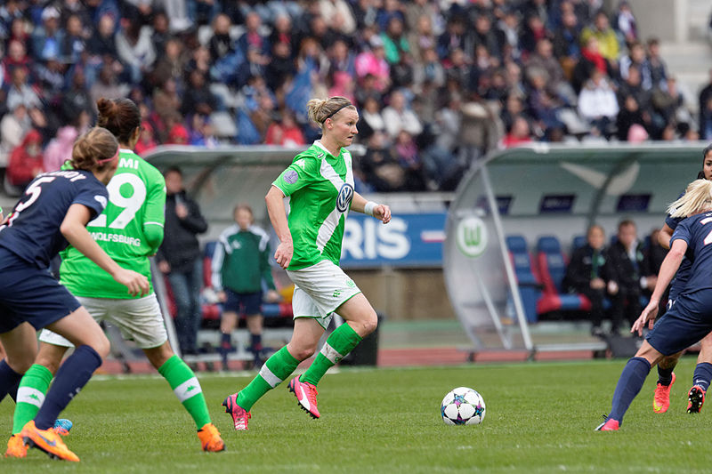 File:20150426 PSG vs Wolfsburg 128.jpg