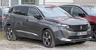 File:2021 Peugeot 5008 B Auto Zuerich 2021 IMG 0519.jpg - Wikimedia Commons