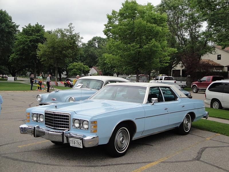 File:77FordLTD.jpg