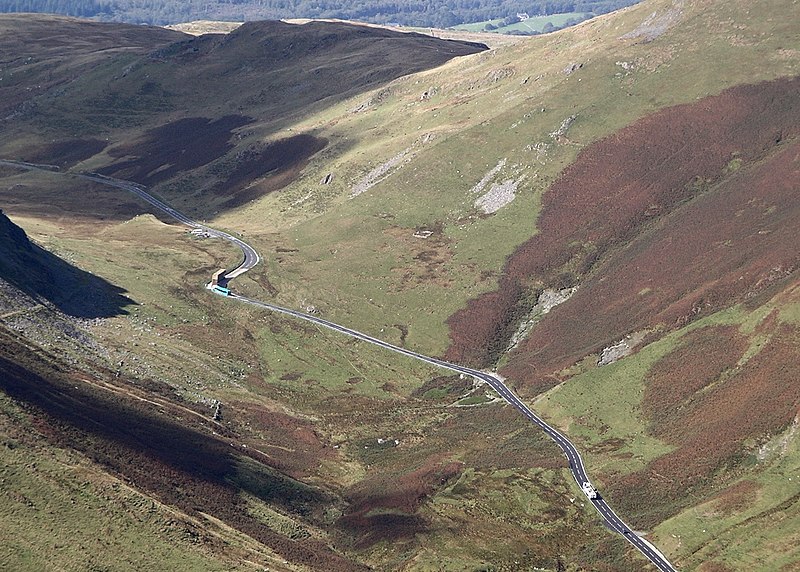 File:A470 at Bwlch Oerddrws from Maesglase.jpg
