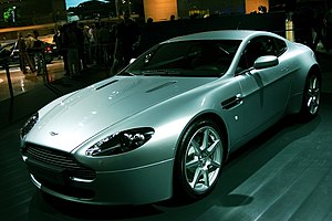 AM V8 Vantage IAA 2005.jpg