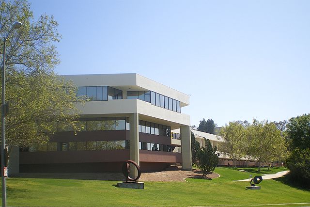 The American Jewish University, located in the Bel Air Casiano neighborhood
