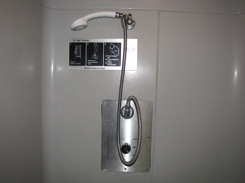 File:Amtrak Superliner II shower (9718091371).jpg