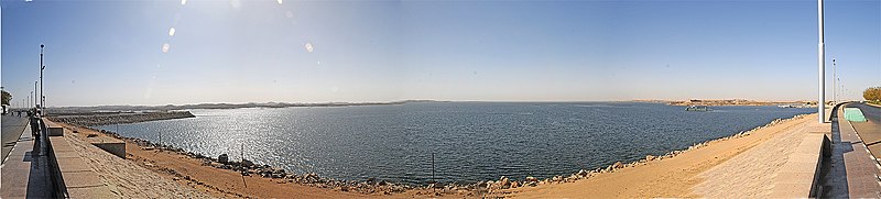 File:Aswan high dam, looking South to Lake Nasser, Egypt - panoramio.jpg