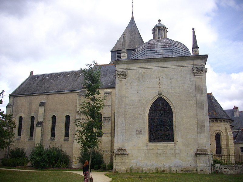 File:Azay-le-Rideau - église Saint-Symphorien (10).jpg