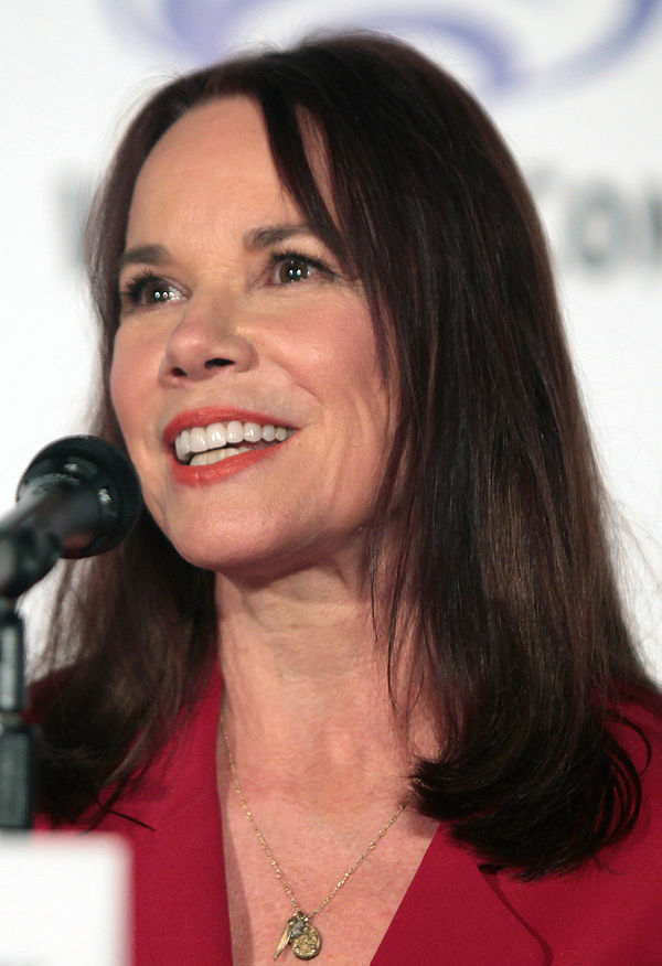 Barbara Hershey was cast in the role of Carla Moran only ten days prior to production.