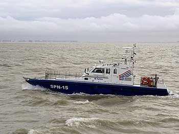 English: Belgian Police boat SPN-15, off Zeebr...