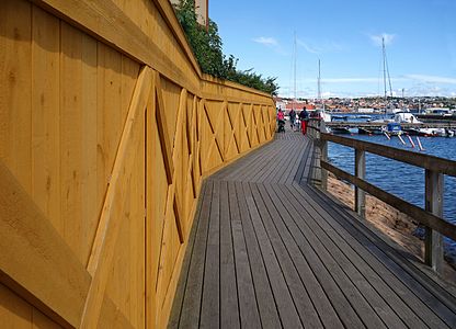 Yellow fence and boardwalk