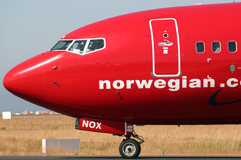 File:Boeing 737-8JP Norwegian LN-NOX.jpg