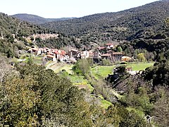 Le village dans les gorges du Boulès.