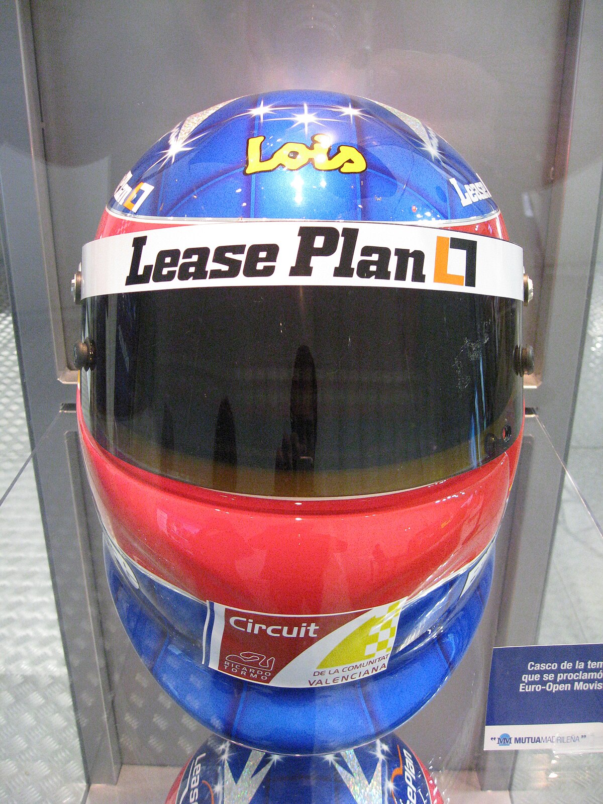 File:Casco de Fernando Alonso (fórmula nissan).jpg - Wikimedia Commons