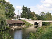 Ang Canal sa Orléans sa Chécy