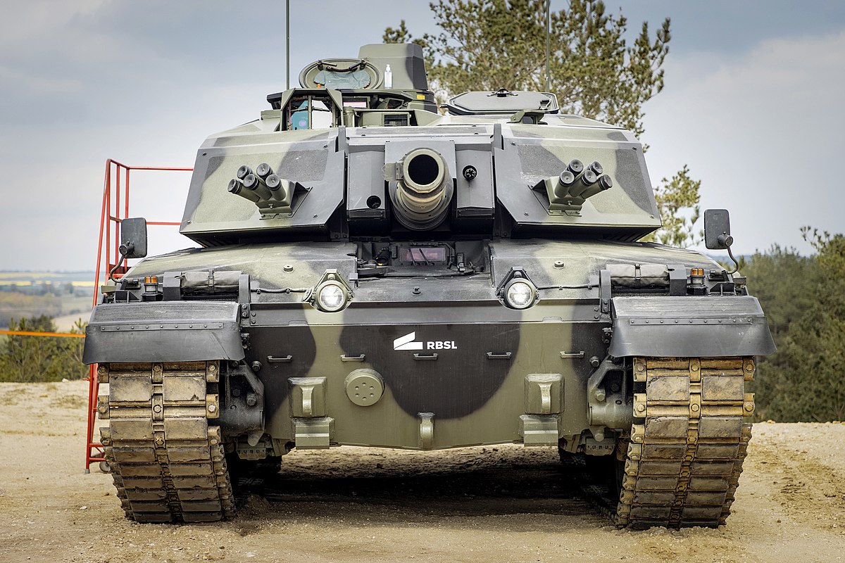 Challenger 2 FV4034 MBT main battle tank technical data, United Kingdom  British army heavy armoured tank UK