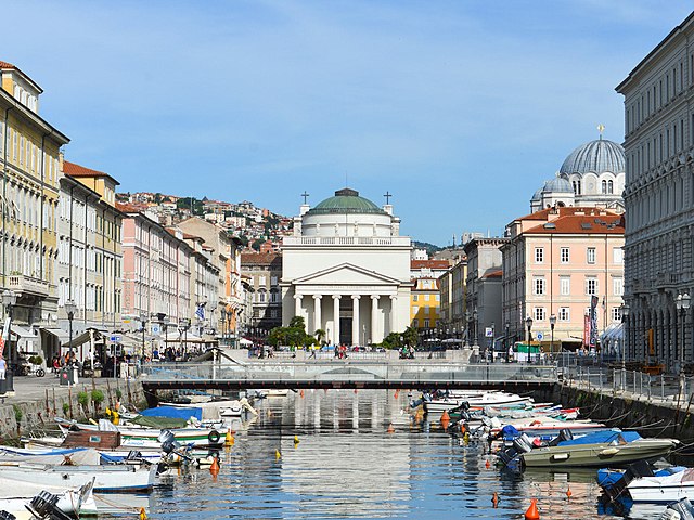 Image: Chiesa Di Sant Antonio Taumaturgo (cropped)