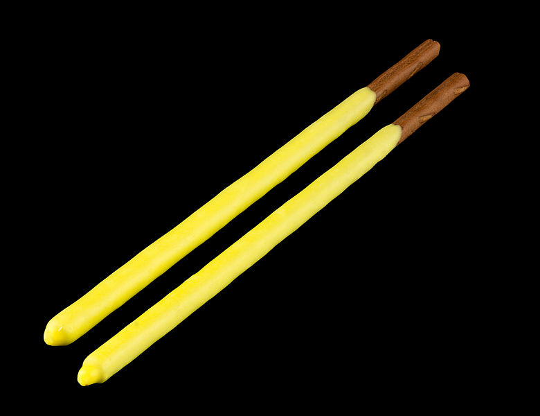 File:Choco-Banana Flavor Pocky (Indonesia), 2015-05-24.jpg