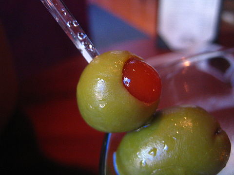 Cocktail olive