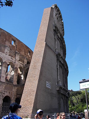 Colosseum (Rome) 4.jpg