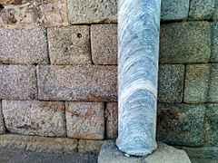 Detall d'una columna de marbre