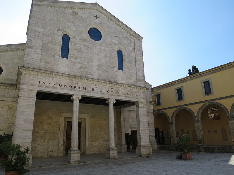 File:Duomo of San Secondiano - panoramio.jpg