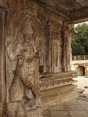 Dwarapalaka (door keeper to shrine) in Vaidyeshvara temple at Talakad.jpg