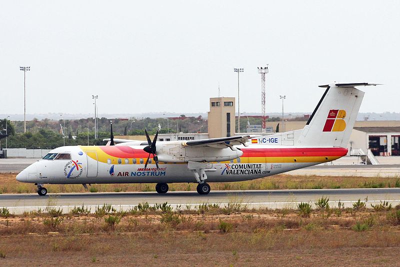 File:EC-IGE Dash 8Q-315 IB-Air Nostrum PMI 12SEP08 (6822969297).jpg