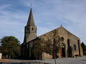 Eglise de Saint-Priest-en-Murat.jpg