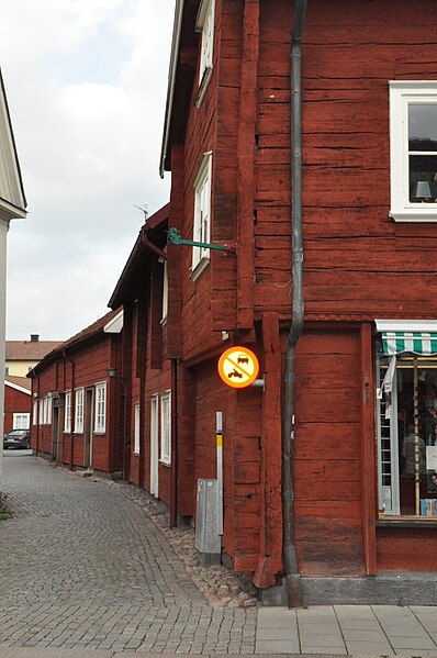 File:Eksjö Norra Storgatan - Vävaregränd.jpg