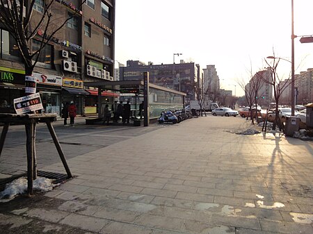 Enterence of Yeouido station02