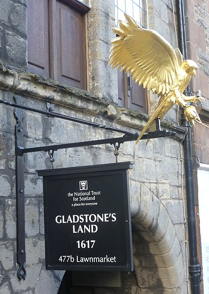 File:Entrance sign, Gladstone's Land, Lawnmarket, Edinburgh.JPG