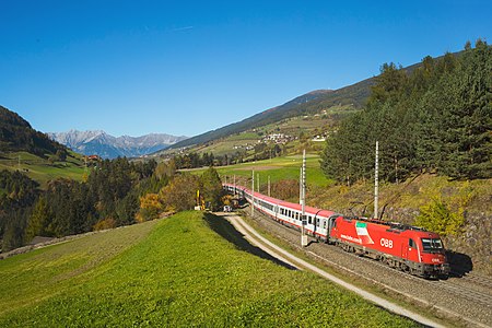 Ein EC bei Matrei am Brenner - eventuell müsste die linke Bildhälfte aufgehellt werden.