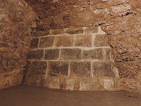 Vestige souterrain des fondations d'une ancienne tour importante de la châtellenie.
