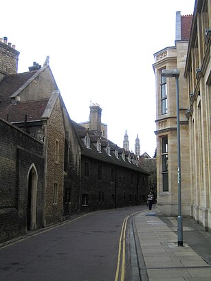 How to get to Free School Lane with public transport- About the place