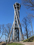 Torre del Schlossberg (2002) de de Friburgo, obra de Jörg Schlaich