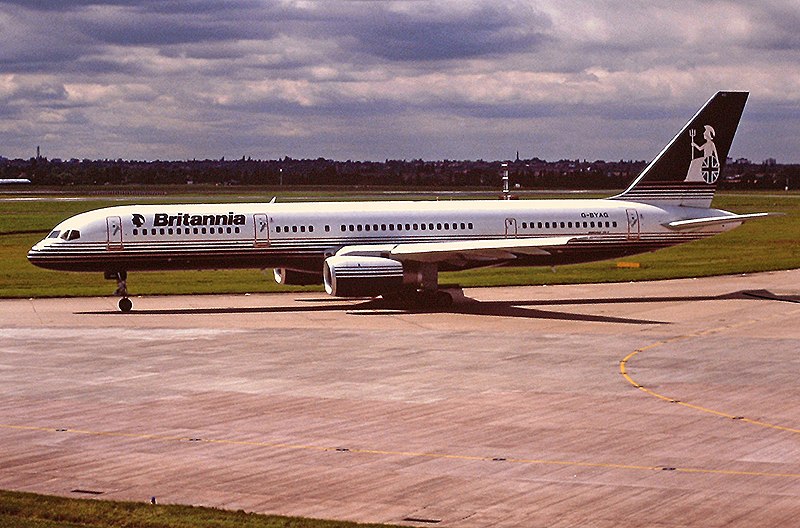 File:G-BYAG B757 Britannia BHX 05-08-93 (48219513877).jpg