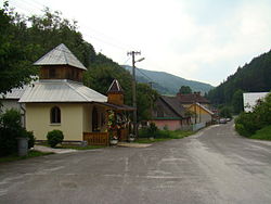 The main street of Gapel.