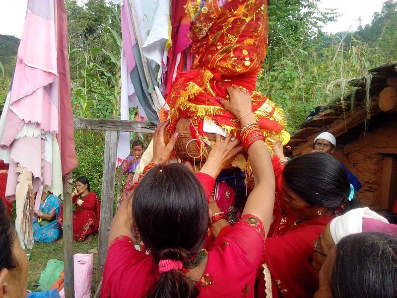 File:Gaura festival4.jpg