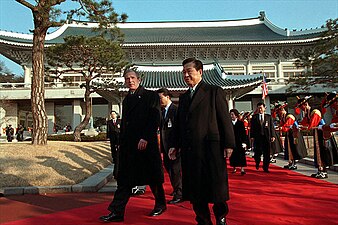金大中與美國總統喬治·沃克·布希（2002年）