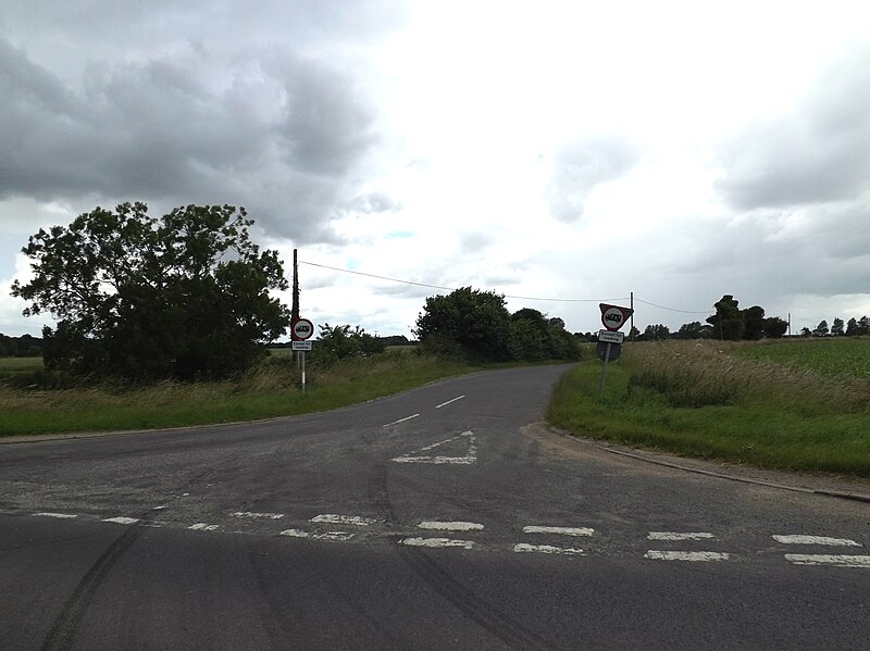 File:Harrow Lane, Garboldisham - geograph.org.uk - 5025336.jpg