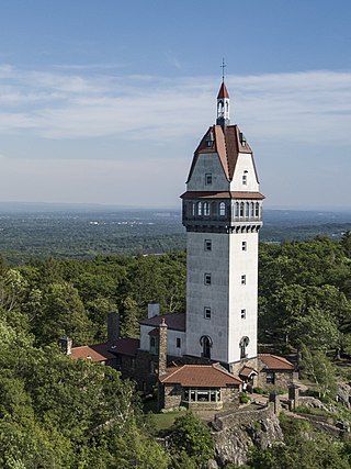 <span class="mw-page-title-main">Heublein Tower</span> United States historic place