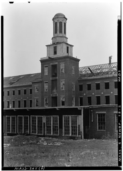 File:Historic American Buildings Survey Frank O. Branzetti, Photographer Mar. 27, 1940 (b) EXT.-PART OF WEST ELEVATION, LOOKING NORTHEAST - Globe Steam Mills, Federal Street, HABS MASS,5-NEWBP,25-2.tif