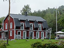 Internationell prisbelönt klassiskt utformad miljöteknikbyggnad, Nacka Kommun, Sverige.