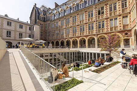 Institut Catholique de Paris.jpg