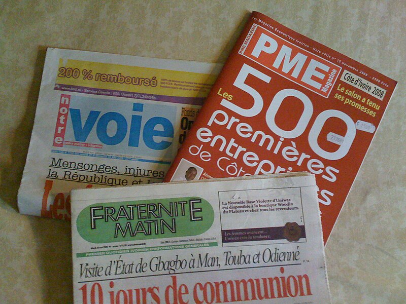 File:Journaux ivoiriens.JPG