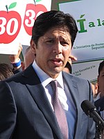 Kevin de Leon 2012.jpg