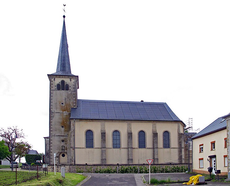 File:Kirche Elvange (Beckerich) 01.jpg