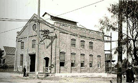 A standard LARy Substation - this is the Soto substation in 1913