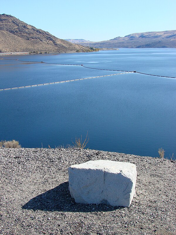 Lake Roosevelt atop Coulee Dam