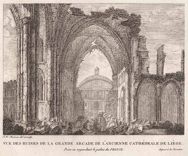 The Saint Lambertus cathedral during its destruction.
