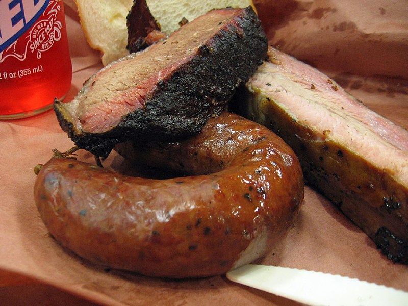 File:Lockhart, Texas BBQ and Big Red at Kreuz.jpg